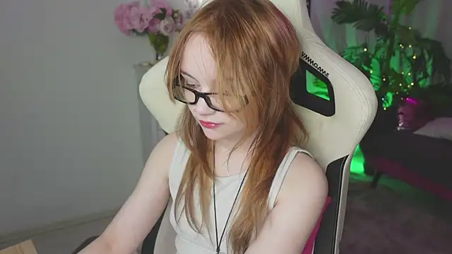 Staymonica online show from February 6, 2026, 12:52 pm