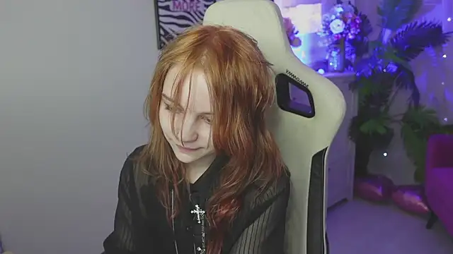 Staymonica online show from February 18, 2026, 1:18 pm