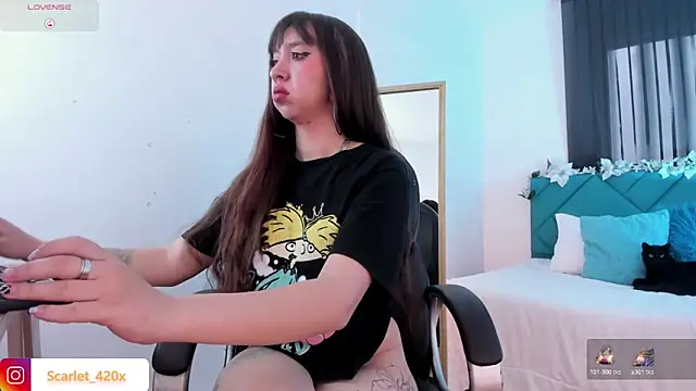 Scarlett  Cooper   online show from May 11, 2026, 12:44 pm