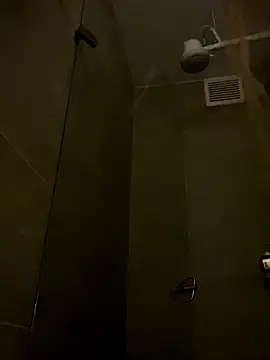 Snapshot of peach_heart chatting on November 8, 2025, 6:18 pm peach heart online show from November 8, 2025, 6:18 pm