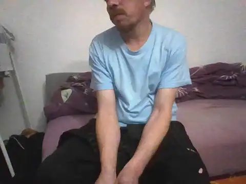 Snapshot of honzinka83 chatting on November 11, 2025, 5:35 pm honzinka83 online show from November 11, 2025, 5:35 pm