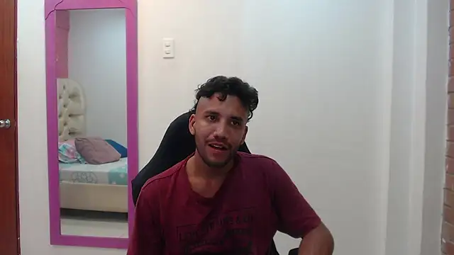 Juan FelipeX01 online show from February 28, 2026, 3:51 am