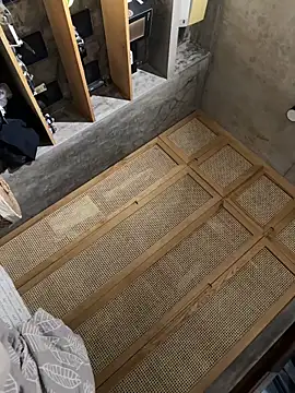 Snapshot of HenryLee1983-cums chatting on October 3, 2025, 1:41 pm HenryLee1983-cums online show from October 3, 2025, 1:41 pm