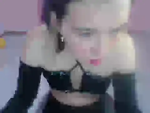 Snapshot of cristal_hills_19 chatting on November 21, 2025, 8:40 pm cristal hills 19 online show from November 21, 2025, 8:40 pm