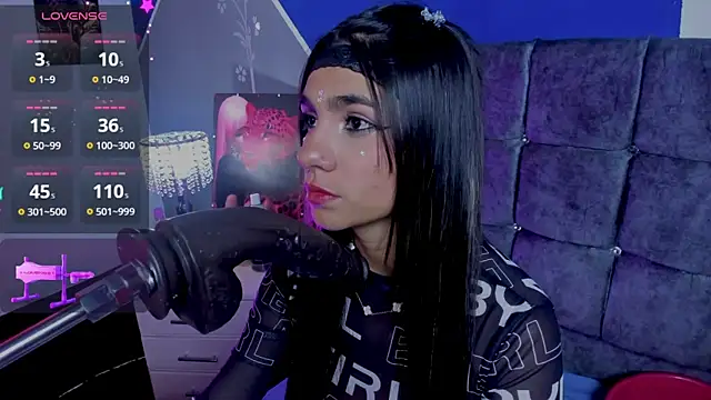 susi hot13 online show from March 19, 2026, 8:35 pm