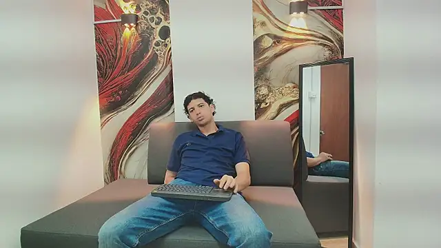 ISRAEL GRAY online show from October 27, 2025, 7:29 pm