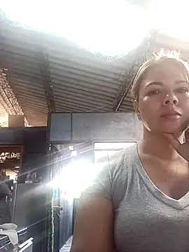 Snapshot of vicoria_09 chatting on November 5, 2025, 7:47 pm vicoria 09 online show from November 5, 2025, 7:47 pm