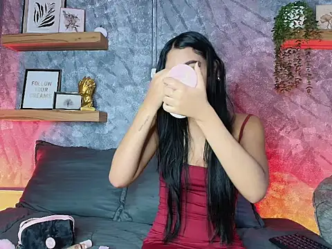 Nikolbrice online show from February 14, 2026, 7:10 pm