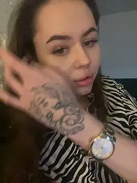 Snapshot of AlmaryKim chatting on January 6, 2025, 11:31 pm AlmaryKim online show from January 6, 2025, 11:31 pm