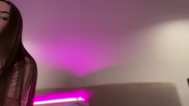 Snapshot of AlmaryKim chatting on September 22, 2025, 9:50 pm AlmaryKim online show from September 22, 2025, 9:50 pm