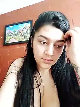 Snapshot of alejitasweet chatting on October 8, 2025, 2:47 pm alejitasweet online show from October 8, 2025, 2:47 pm