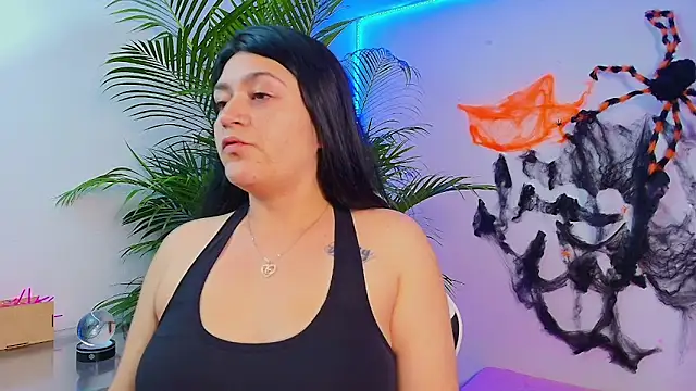 Snapshot of alejitasweet chatting on October 19, 2025, 3:29 am alejitasweet online show from October 19, 2025, 3:29 am