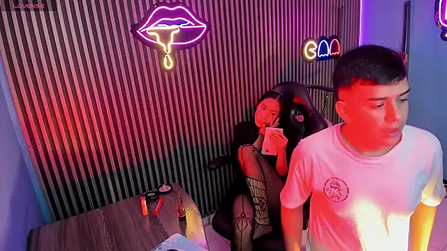 Snapshot of Dylan_Katte chatting on October 12, 2025, 3:16 am Dylan Katte online show from October 12, 2025, 3:16 am