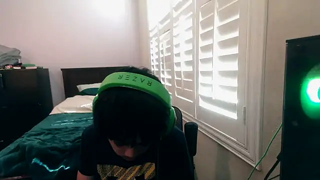 youngasianboy2007 online show from October 8, 2025, 7:44 pm