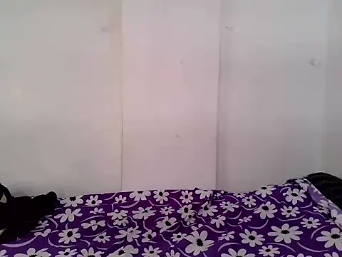 Snapshot of Miss_model2025 chatting on November 13, 2025, 7:29 am Miss model2025 online show from November 13, 2025, 7:29 am