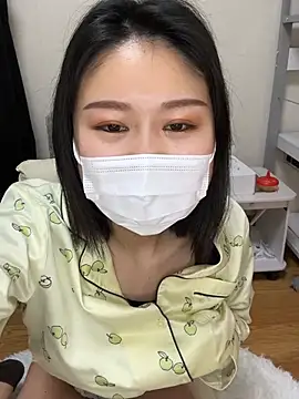 mia2 jp online show from April 16, 2026, 10:34 pm