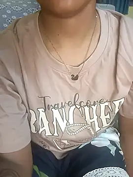 Snapshot of tamil_thaara03 chatting on October 15, 2025, 5:02 pm tamil thaara03 online show from October 15, 2025, 5:02 pm