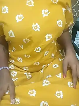 Snapshot of tamil_thaara03 chatting on November 9, 2025, 4:49 pm tamil thaara03 online show from November 9, 2025, 4:49 pm