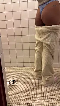 latingangsex online show from February 27, 2026, 12:43 am