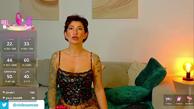 VioFemme online show from October 28, 2025, 1:36 pm