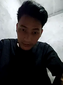 Snapshot of Uh-em95 chatting on September 30, 2025, 3:17 pm Uh-em95 online show from September 30, 2025, 3:17 pm