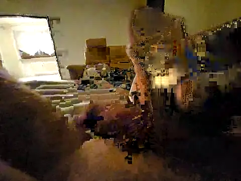 Snapshot of rezzzze chatting on October 14, 2025, 5:47 pm rezzzze online show from October 14, 2025, 5:47 pm