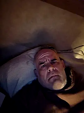 Snapshot of DeeBestEver chatting on October 13, 2025, 12:38 pm DeeBestEver online show from October 13, 2025, 12:38 pm