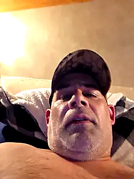 DeeBestEver online show from November 13, 2025, 5:12 pm