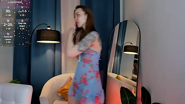 PollyMayer online show from April 1, 2026, 8:50 pm