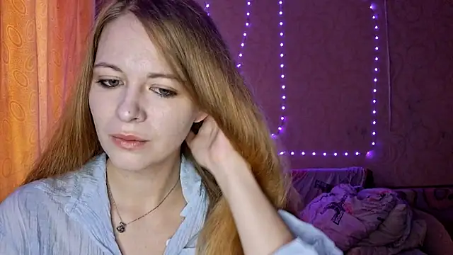 Snapshot of Marry_Wild chatting on October 30, 2025, 6:59 am Marry Wild online show from October 30, 2025, 6:59 am