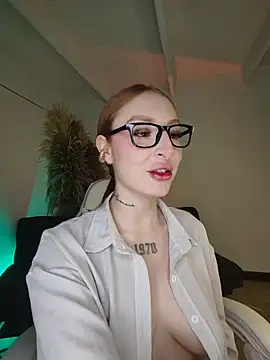 Bennuluspeach  online show from July 17, 2026, 11:06 am