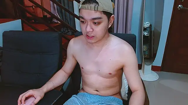 Snapshot of JayKarLo chatting on October 30, 2025, 1:23 pm JayKarLo online show from October 30, 2025, 1:23 pm