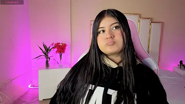 AnnaSwift  online show from April 17, 2026, 1:03 pm