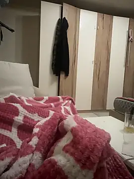 devil  01 online show from September 30, 2025, 7:41 pm