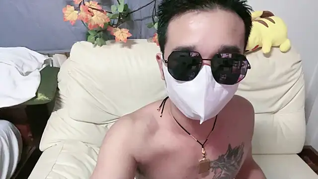 zghn88 online show from December 3, 2025, 11:19 am