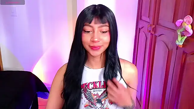 emma web  online show from October 3, 2025, 3:20 pm