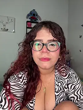 Snapshot of Solaangel_ chatting on October 1, 2025, 4:40 am Solaangel online show from October 1, 2025, 4:40 am