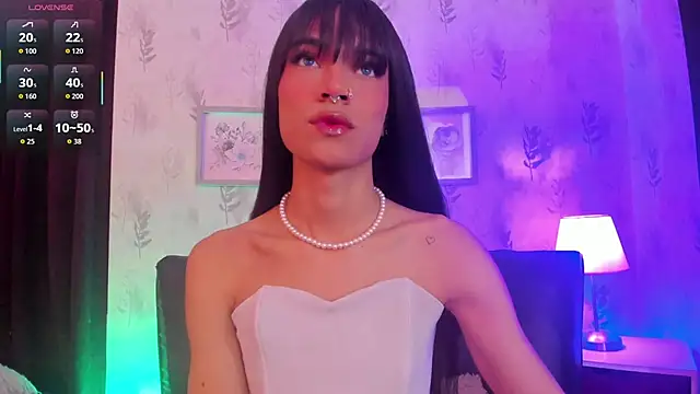 alana madison10 online show from October 5, 2025, 8:51 pm