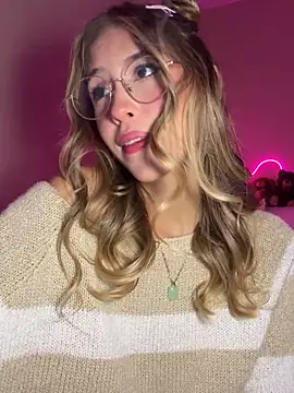 fanyabbey online show from April 24, 2026, 1:19 am