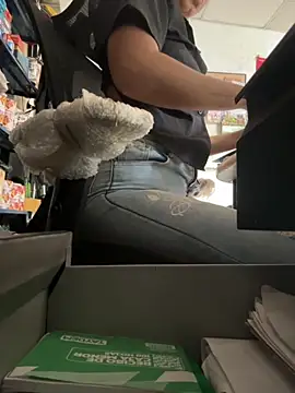 Snapshot of Sofi_kim_ chatting on November 14, 2025, 4:28 pm Sofi kim online show from November 14, 2025, 4:28 pm