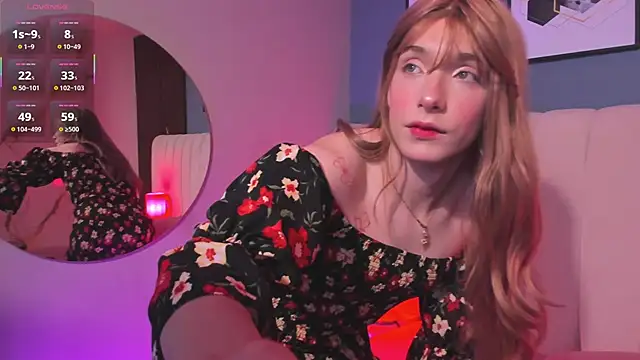 DaimondPink online show from November 4, 2025, 12:04 pm