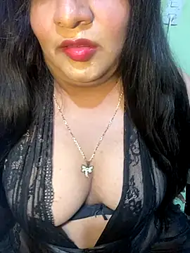 Snapshot of Diann96 chatting on October 24, 2025, 10:50 pm Diann96 online show from October 24, 2025, 10:50 pm