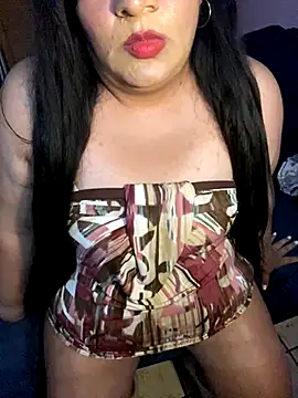 Snapshot of Diann96 chatting on November 19, 2025, 7:08 am Diann96 online show from November 19, 2025, 7:08 am