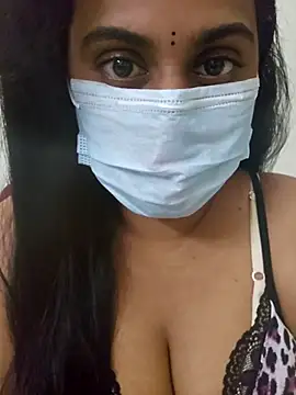 Snapshot of Dheronika_sweetie chatting on February 5, 2026, 7:07 pm Dheronika sweetie online show from February 5, 2026, 7:07 pm