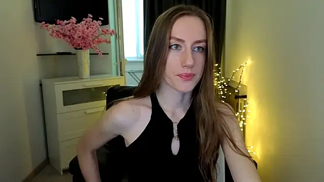 GoldenRose  online show from March 3, 2026, 12:22 pm