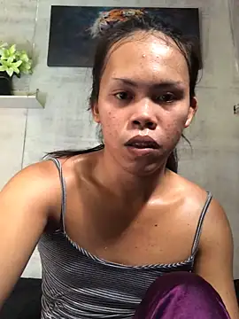 Snapshot of ella_foxtrot chatting on July 2, 2026, 2:11 am ella foxtrot online show from July 2, 2026, 2:11 am