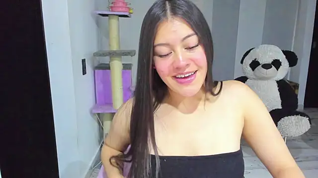 Snapshot of amazingloren999 chatting on November 21, 2025, 12:43 am amazingloren999 online show from November 21, 2025, 12:43 am