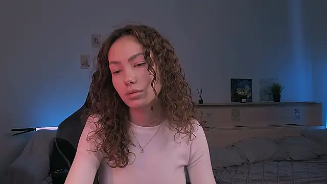 Snapshot of branchwithflowerss chatting on November 3, 2025, 6:36 am branchwithflowerss online show from November 3, 2025, 6:36 am