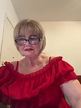 Snapshot of BoloshkaBlonda chatting on June 12, 2026, 7:24 pm BoloshkaBlonda online show from June 12, 2026, 7:24 pm