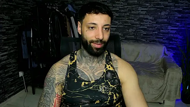 Snapshot of MasculineGuy99 chatting on May 3, 2026, 8:26 pm MasculineGuy99 online show from May 3, 2026, 8:26 pm